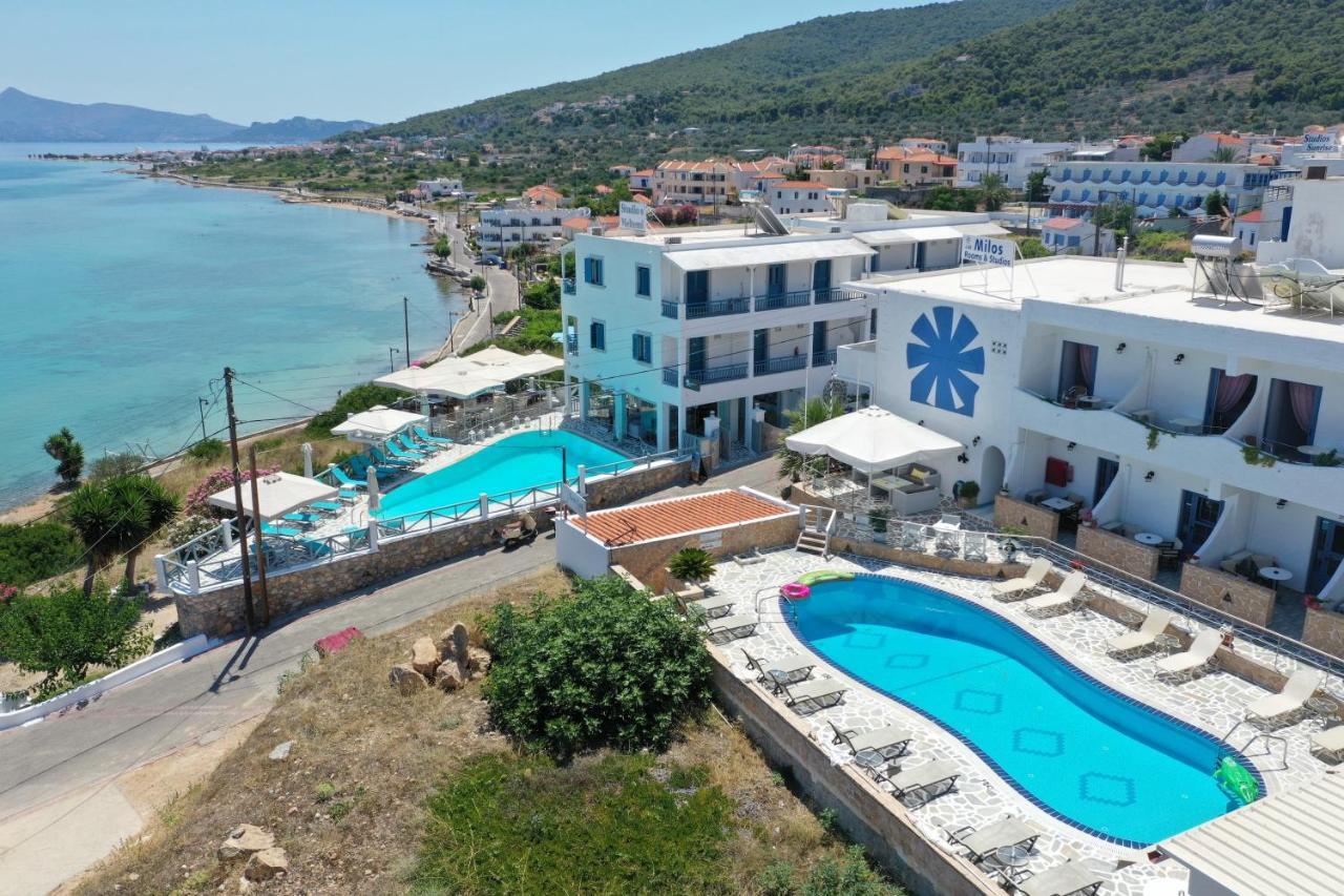 The Milos Megalochori  Exterior foto